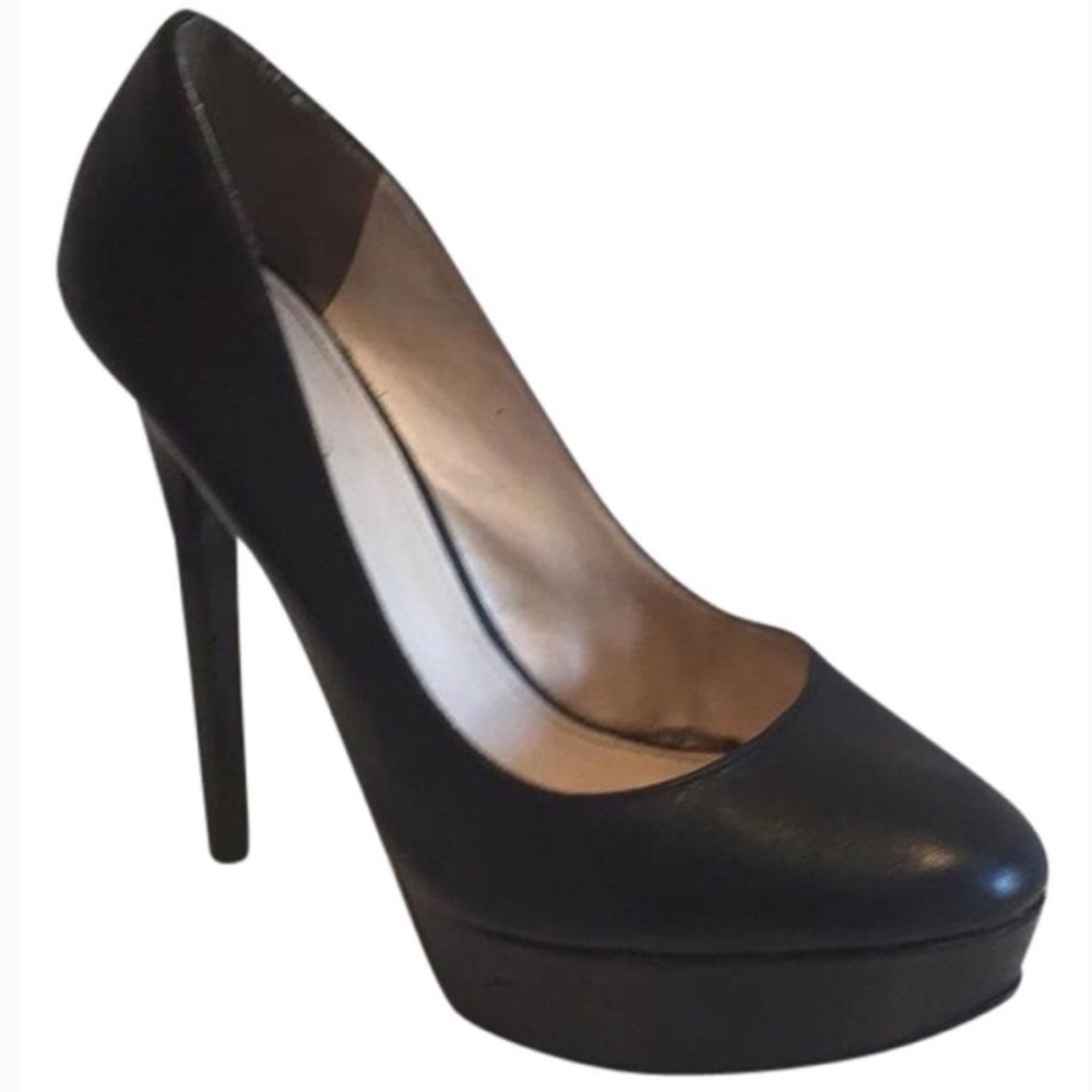 Aldo Black Platform Pumps with Sleek Design